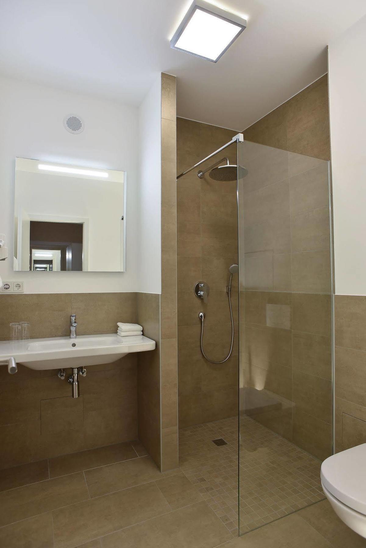 Guesthouse Lichtenau Nussloch Ngoại thất bức ảnh