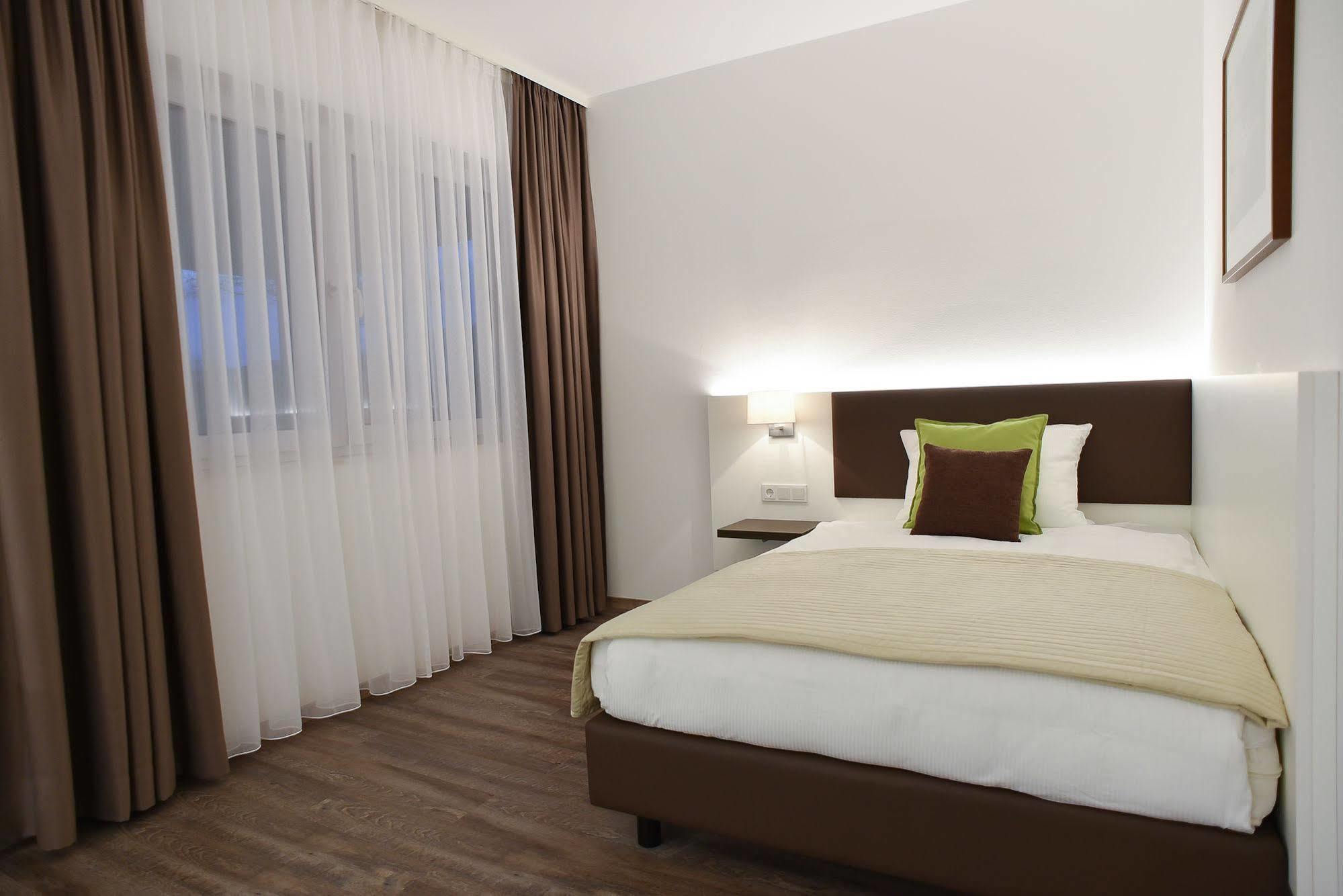 Guesthouse Lichtenau Nussloch Ngoại thất bức ảnh